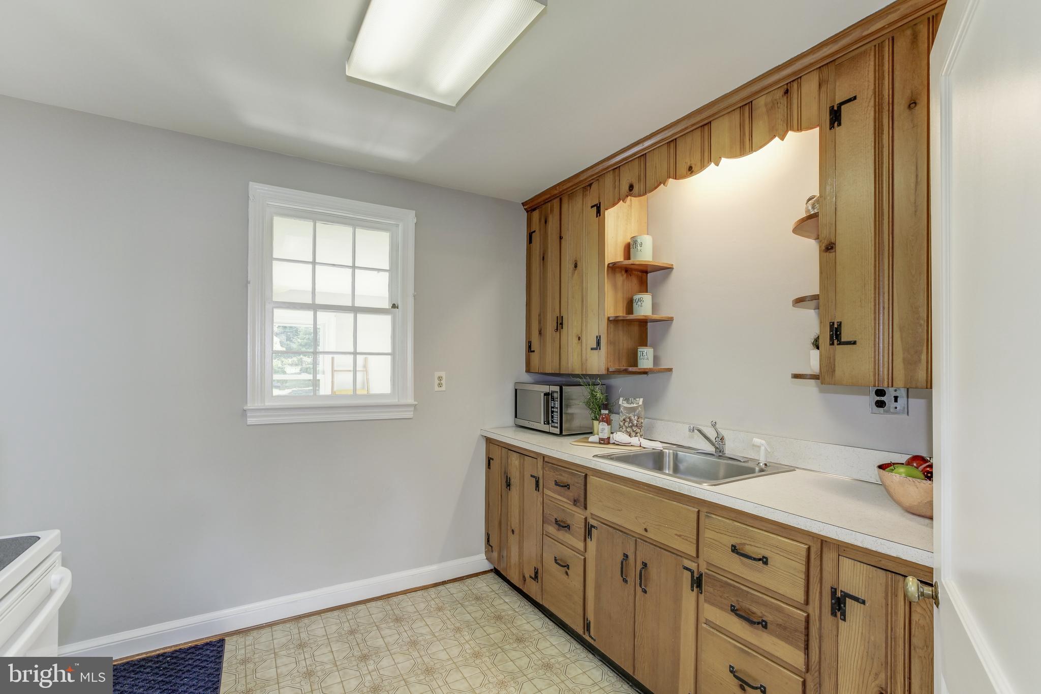 11505 Newport Mill Road Silver Spring, MD 20902 - Photo 14 of 43 Gallery Image 14