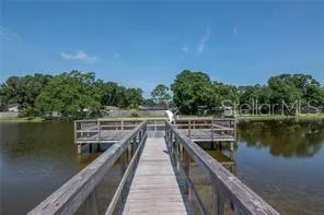 $225,000 | 3821 North Oak Drive, Unit J22, Tampa, FL 33611