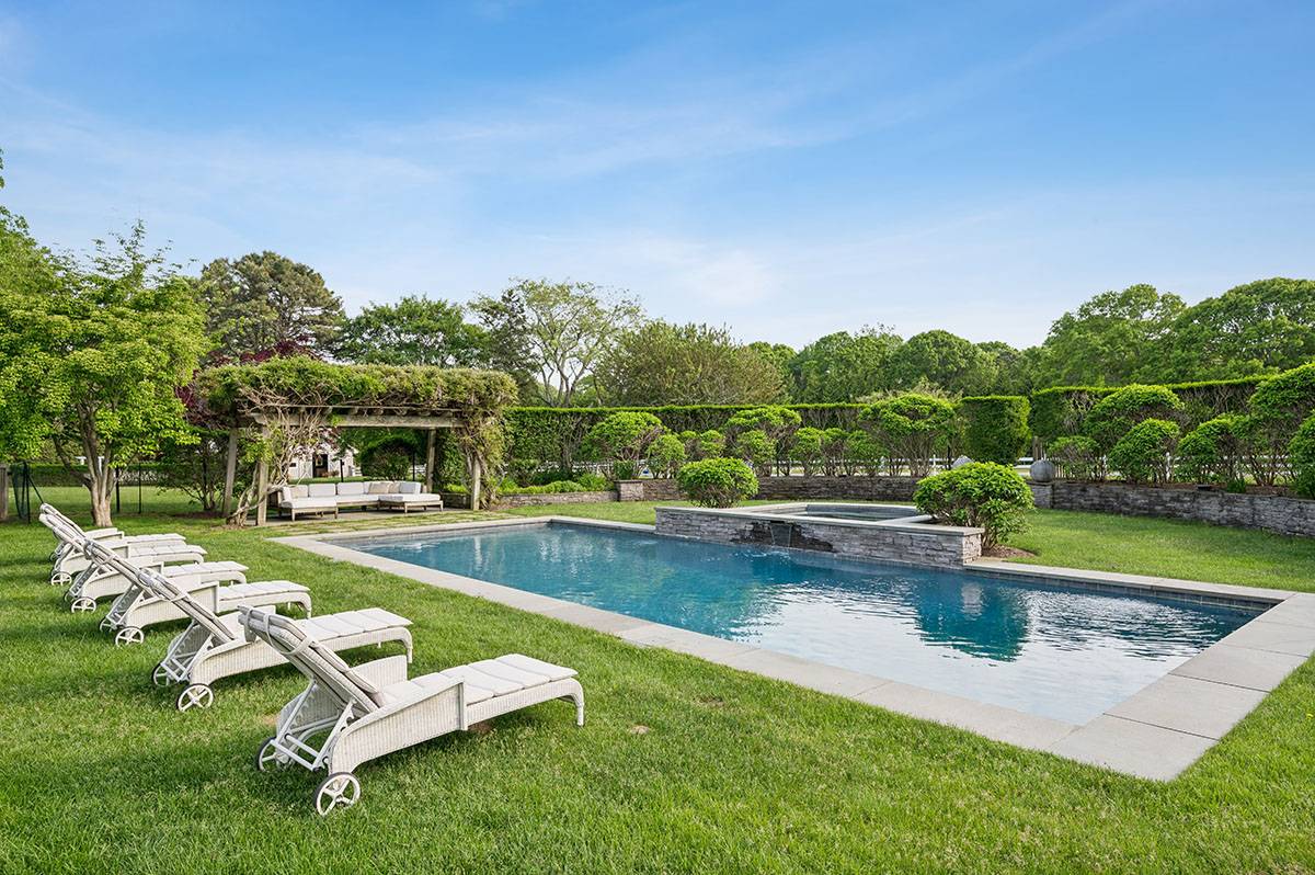 1 Green Hollow Road East Hampton, NY 11937 - Photo 30 of 36
