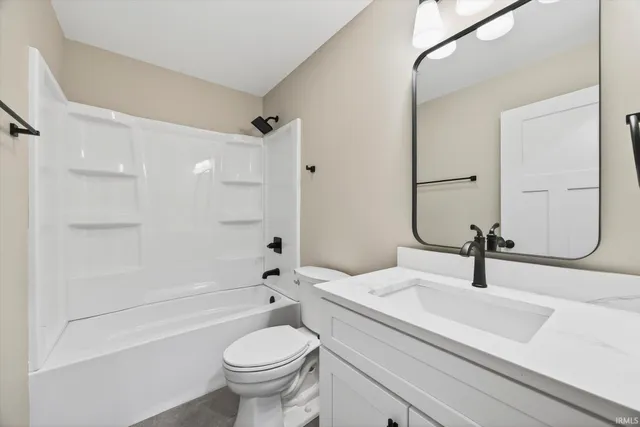 $395,000 | 3633 East 3rd Street, Bloomington, IN 47401