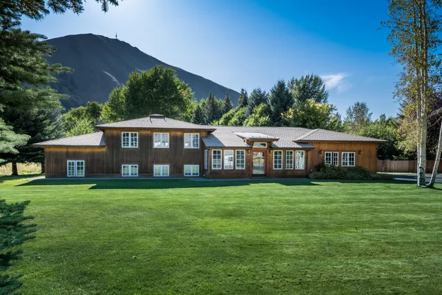 $3,900,000 | 1371 Silver Star Drive, Hailey, ID 83333