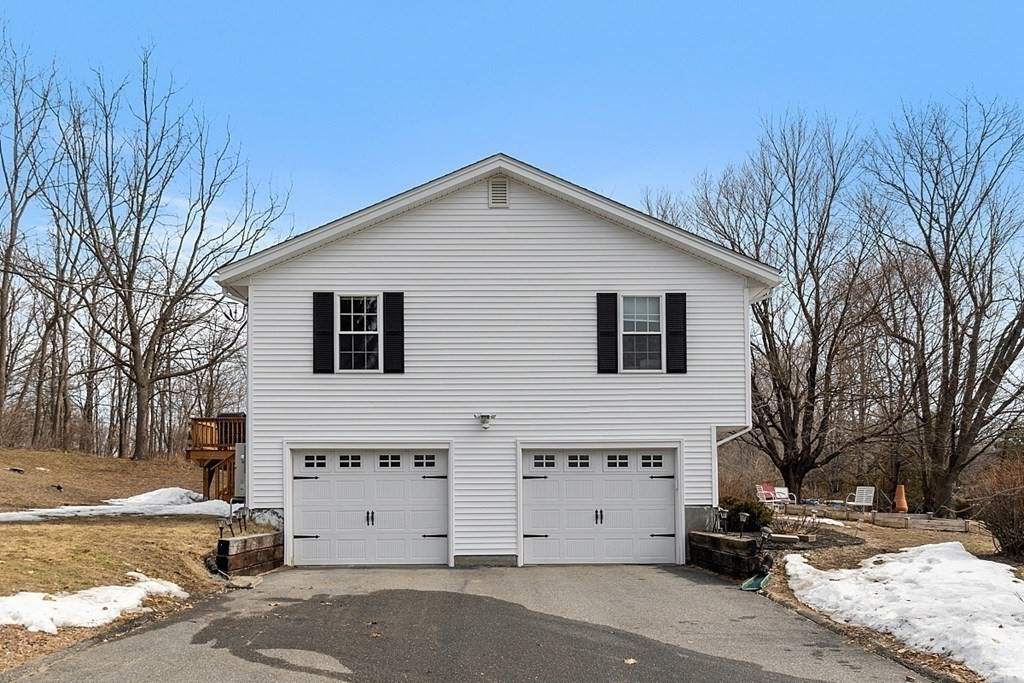 19 Redwood Road Lunenburg, MA 01462 - Photo 29 of 33 Gallery Image 29