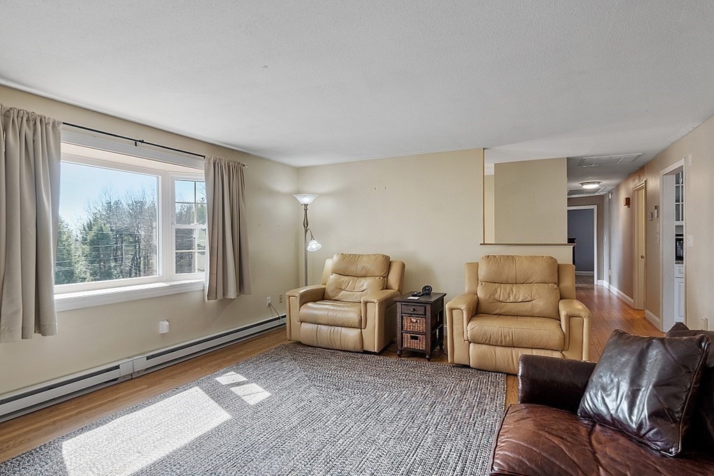 19 Redwood Road Lunenburg, MA 01462 - Photo 8 of 33 Gallery Image 8