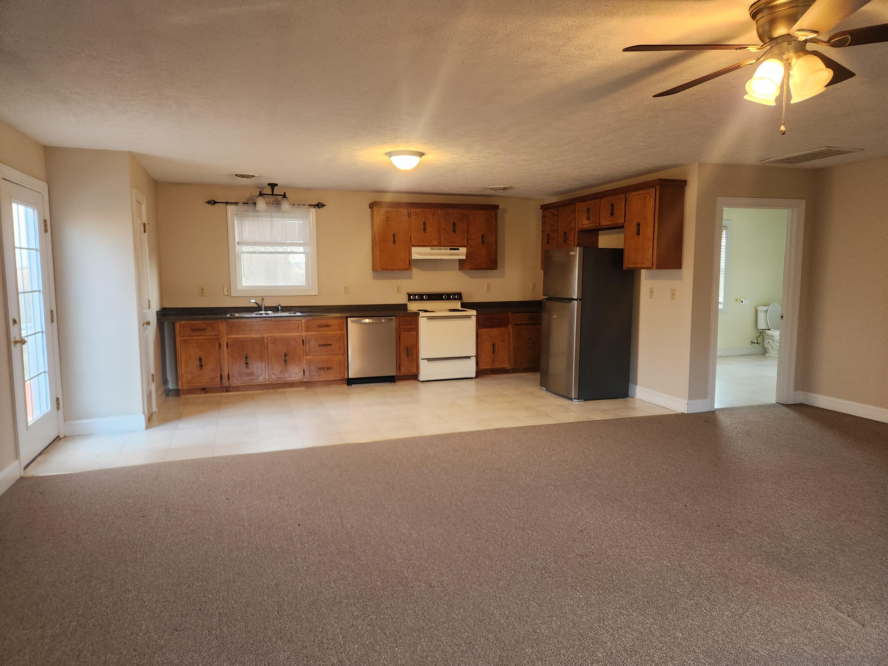 4 Long Horne Road Union Hall, VA 24176 - Photo 11 of 19 1000033062