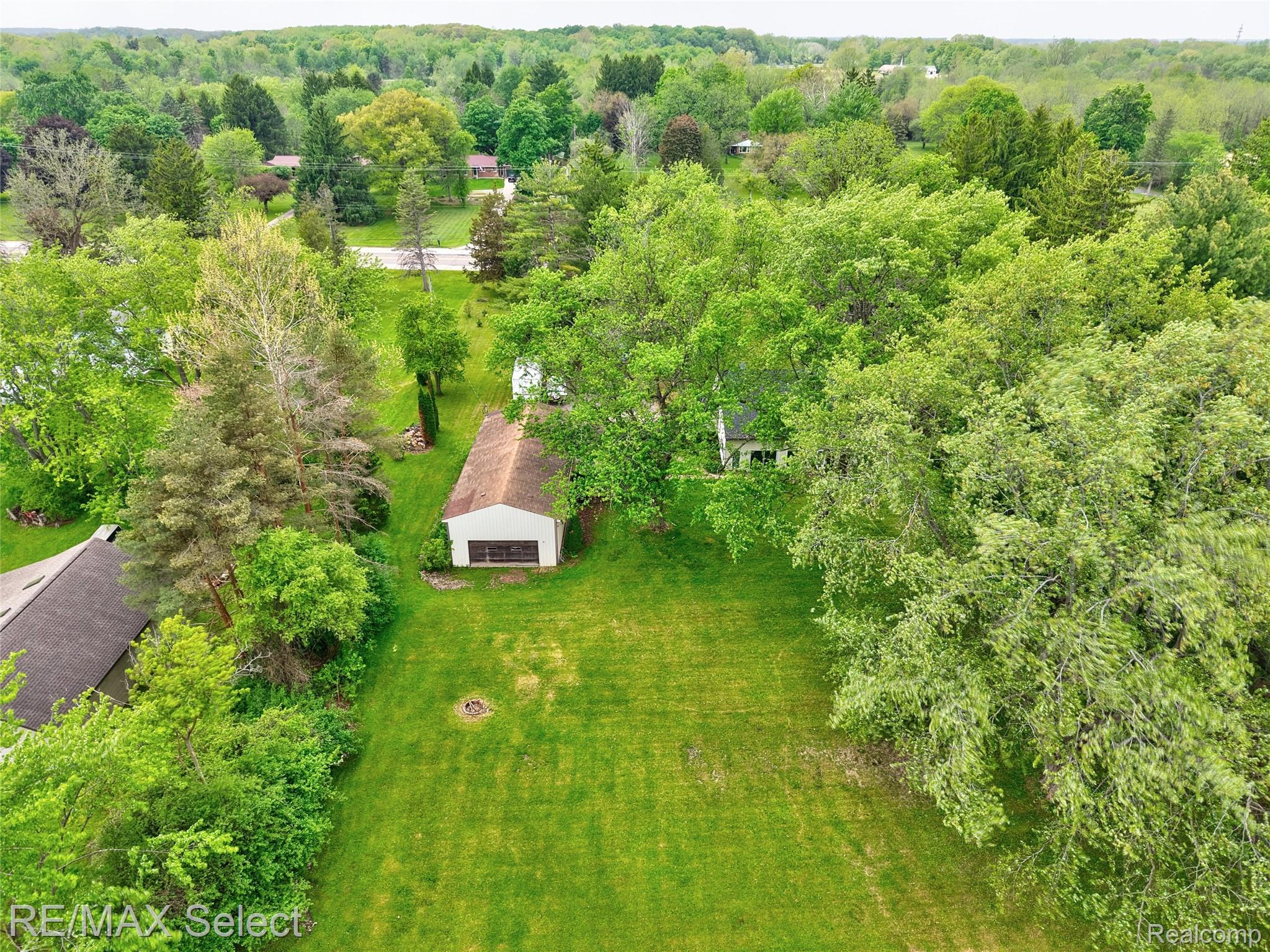 6361 Fenton Road Flint, MI 48507 - Photo 54 of 64 6361 Fenton Rd 14.jpg