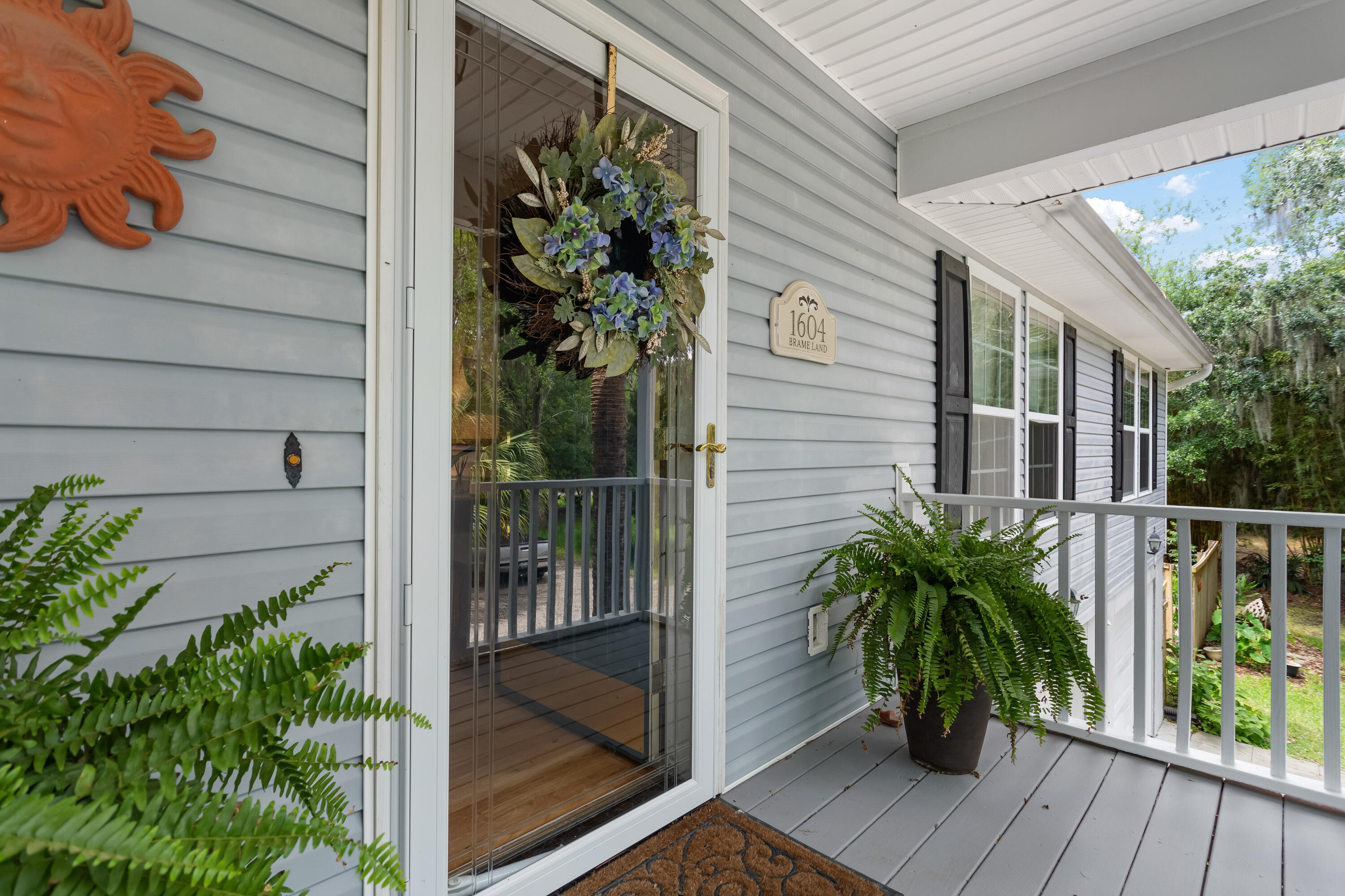 1604 Macoma Road Mount Pleasant, SC 29466 - Photo 4 of 49 1604MacombDr_MaxPhotography-5