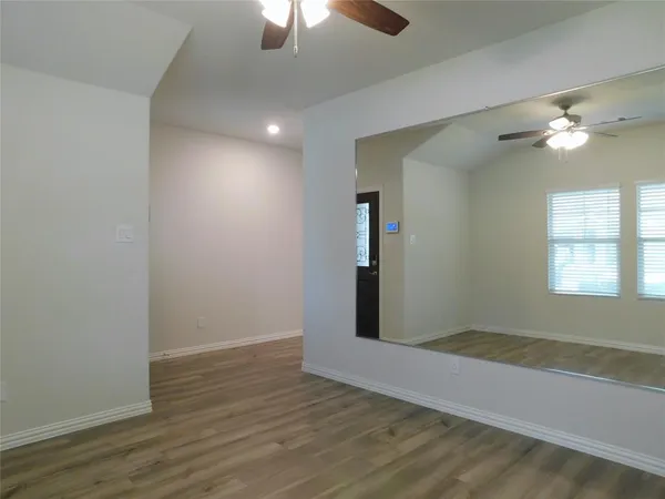 $2,350 | 229 Briarwood Lane, Lake Dallas, TX 75065
