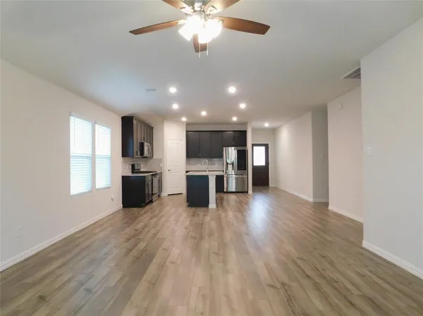 $2,350 | 229 Briarwood Lane, Lake Dallas, TX 75065