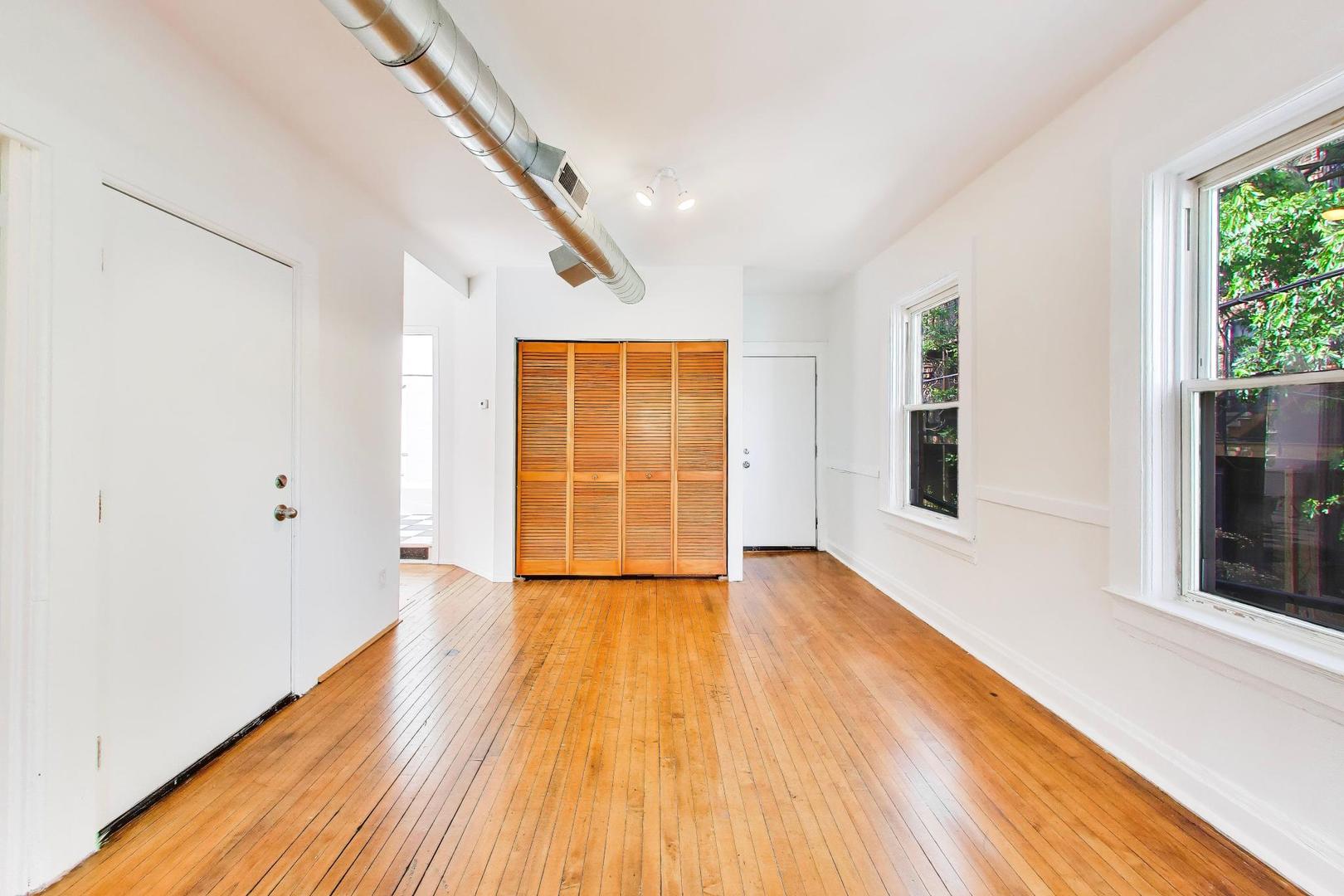812 West 19th Street, Unit 2F Chicago, IL 60608 - Photo 6 of 19