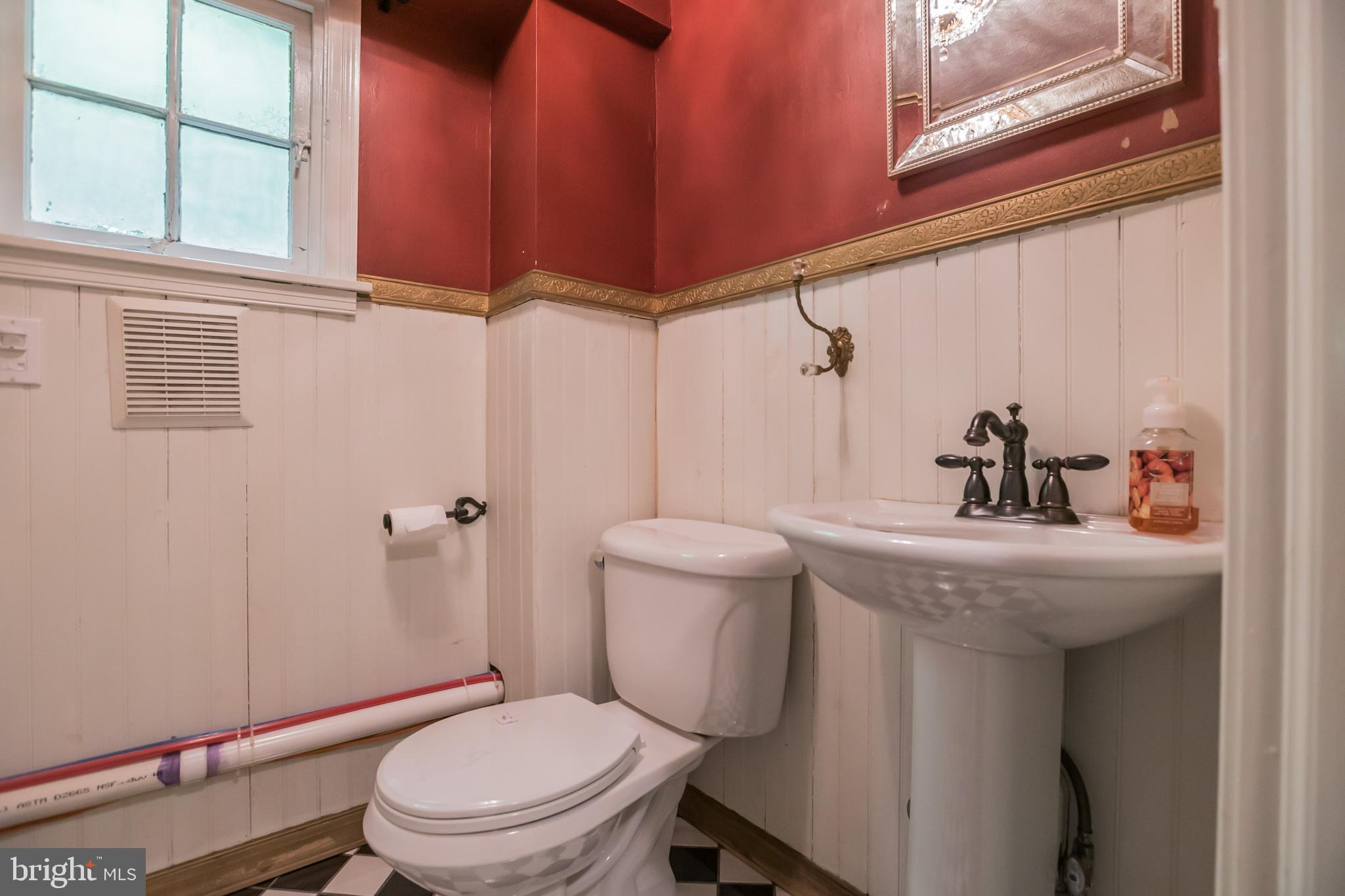 1169 Radnor Road Wayne, PA 19087 - Photo 13 of 33