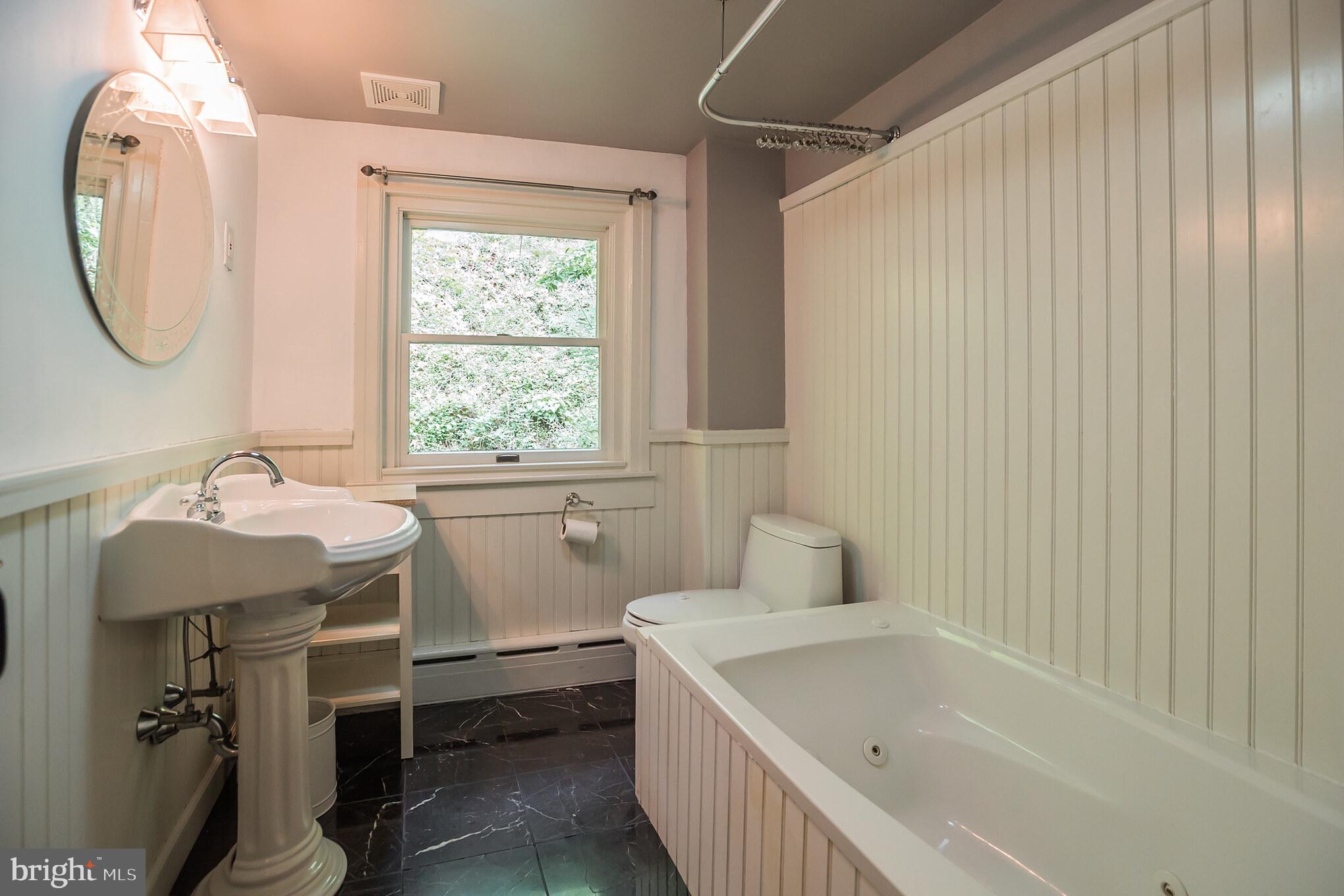 1169 Radnor Road Wayne, PA 19087 - Photo 22 of 33