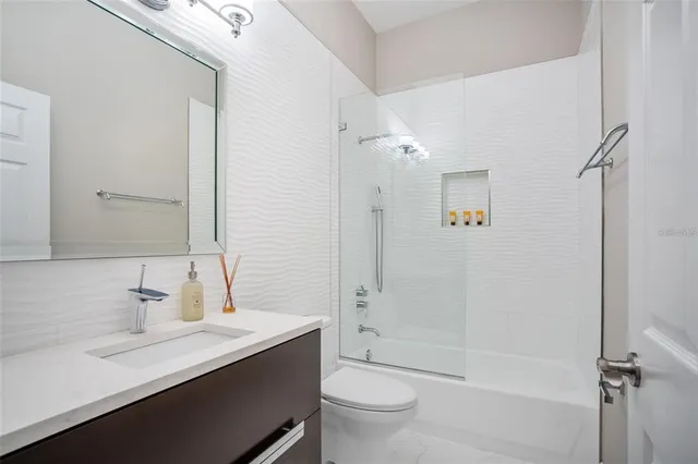 $1,890,000 | 8704 Crestgate Circle, Orlando, FL 32819