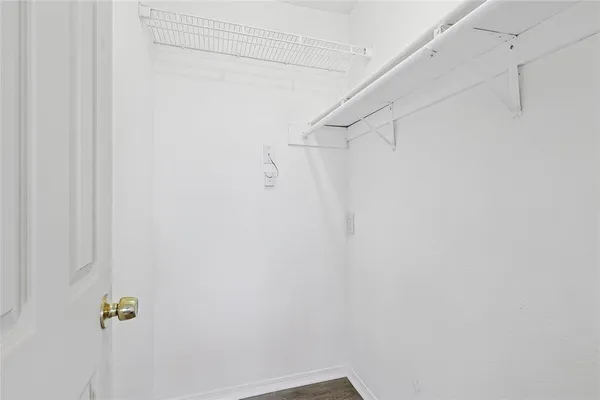 $900 | 9839 Walnut Street, Unit 306, Dallas, TX 75243