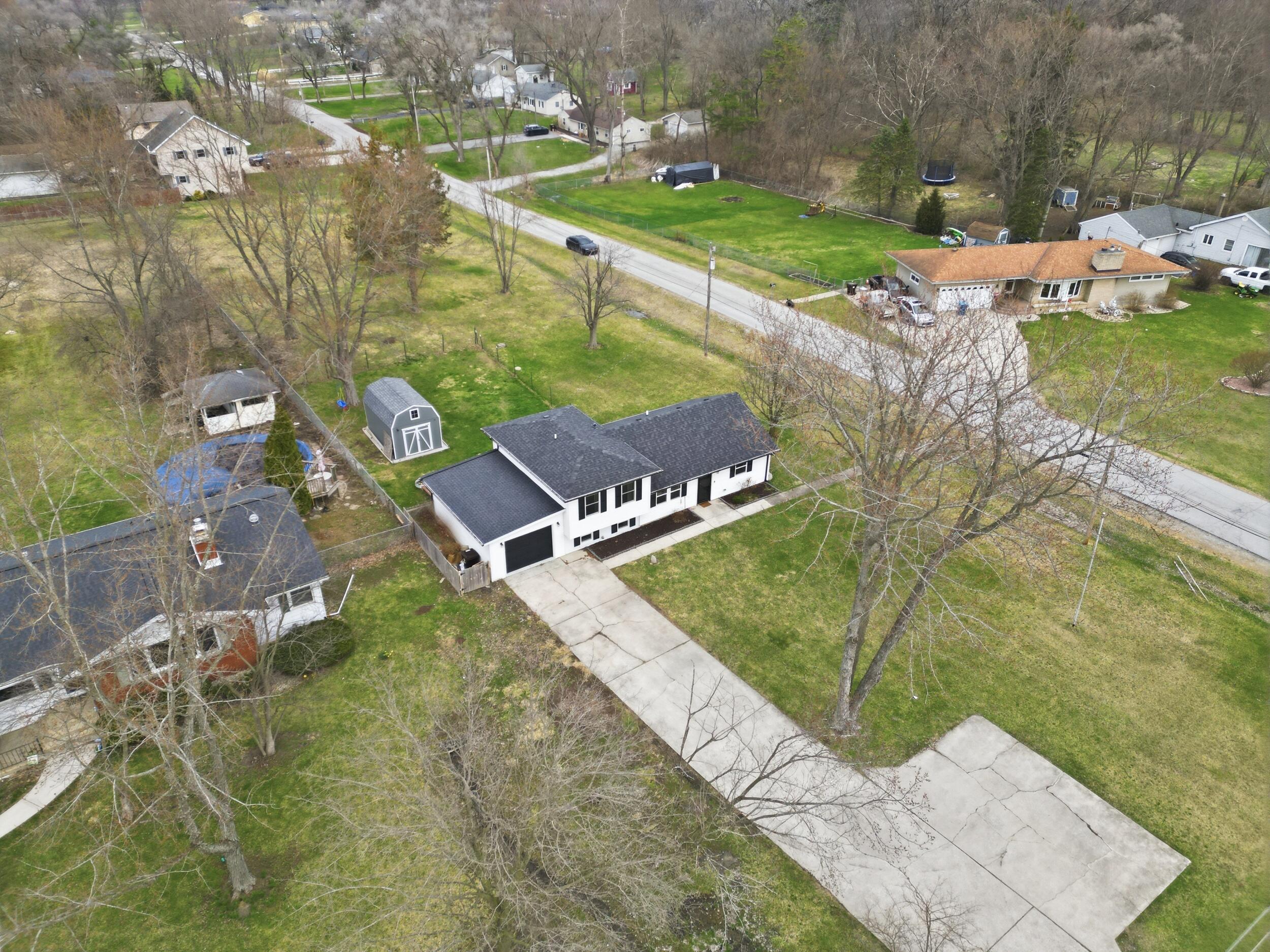 4906 West 109th Avenue Crown Point, IN 46307 - Photo 4 of 27 2500x1875