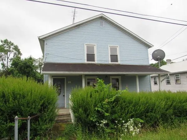 $61,500 | 421 1st Street, Chestnut Ridge, PA 15422