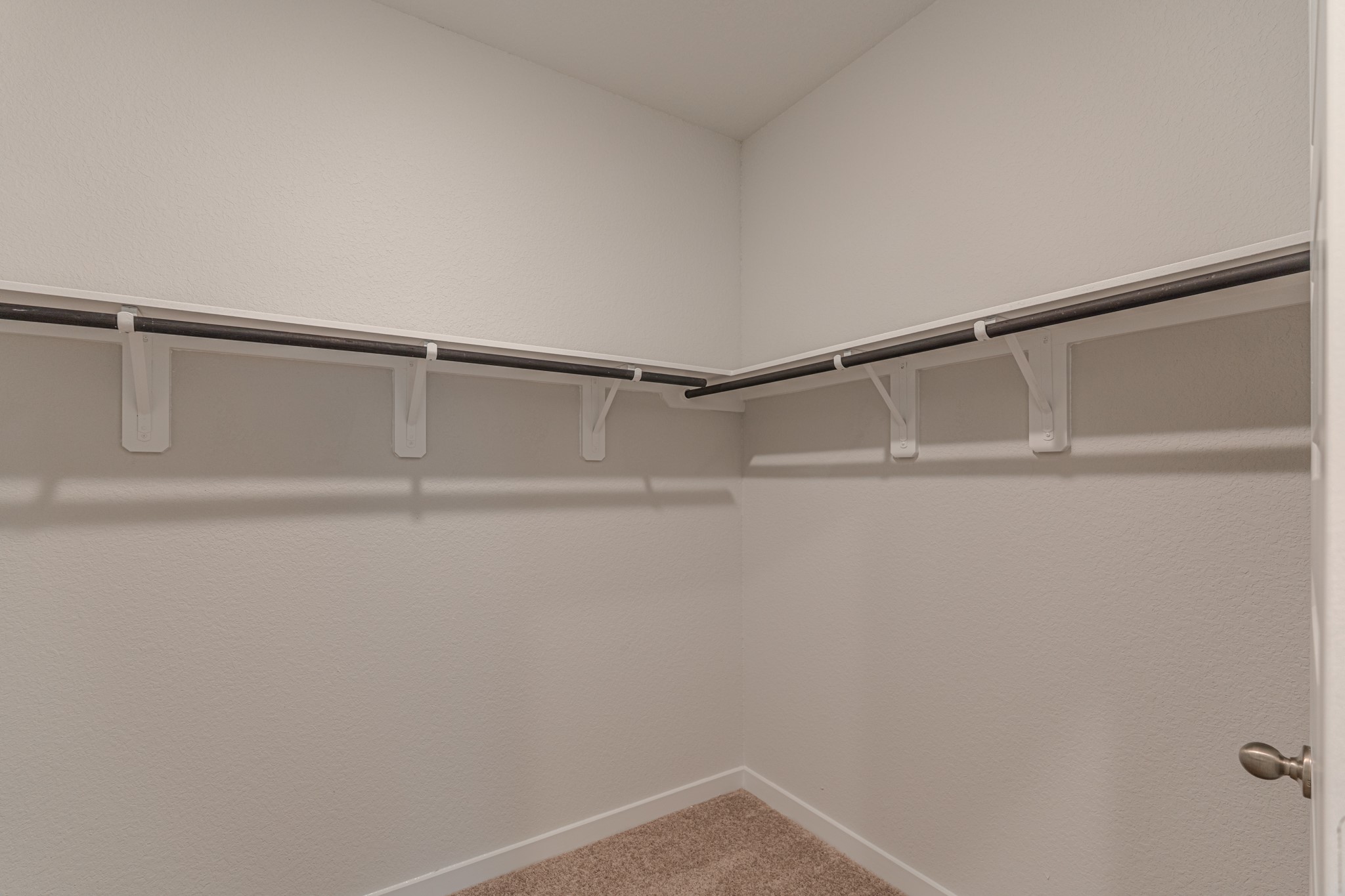 8570 Blueberry Ash Street Magnolia, TX 77354 - Photo 18 of 30 a view of an empty walk in closet