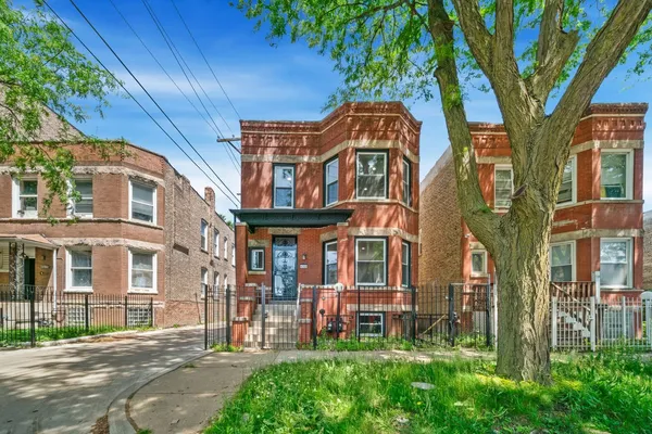 $499,999 | 4508 West Congress Parkway, Chicago, IL 60624