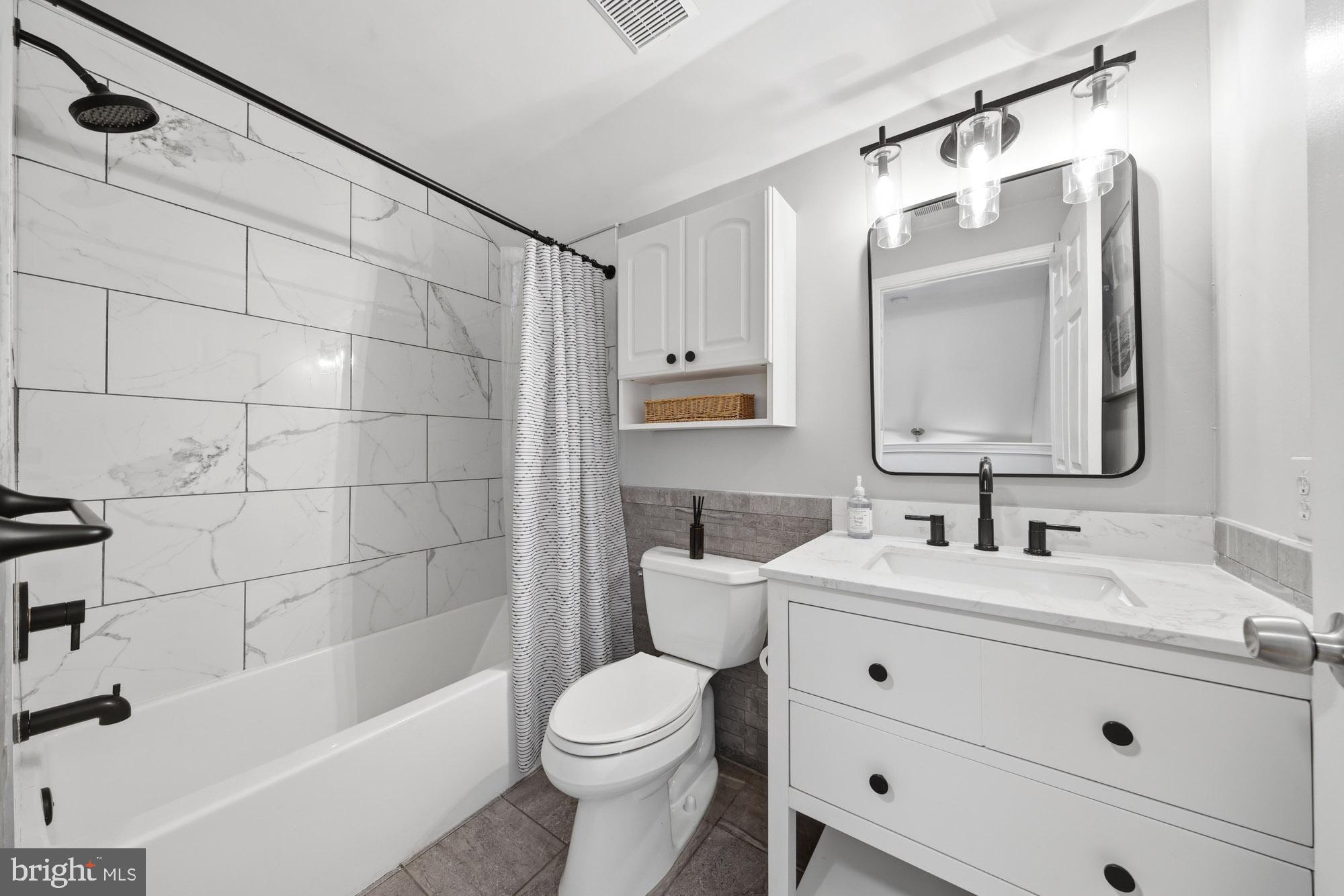 551 School House Road Williamstown, NJ 08094 - Photo 17 of 34