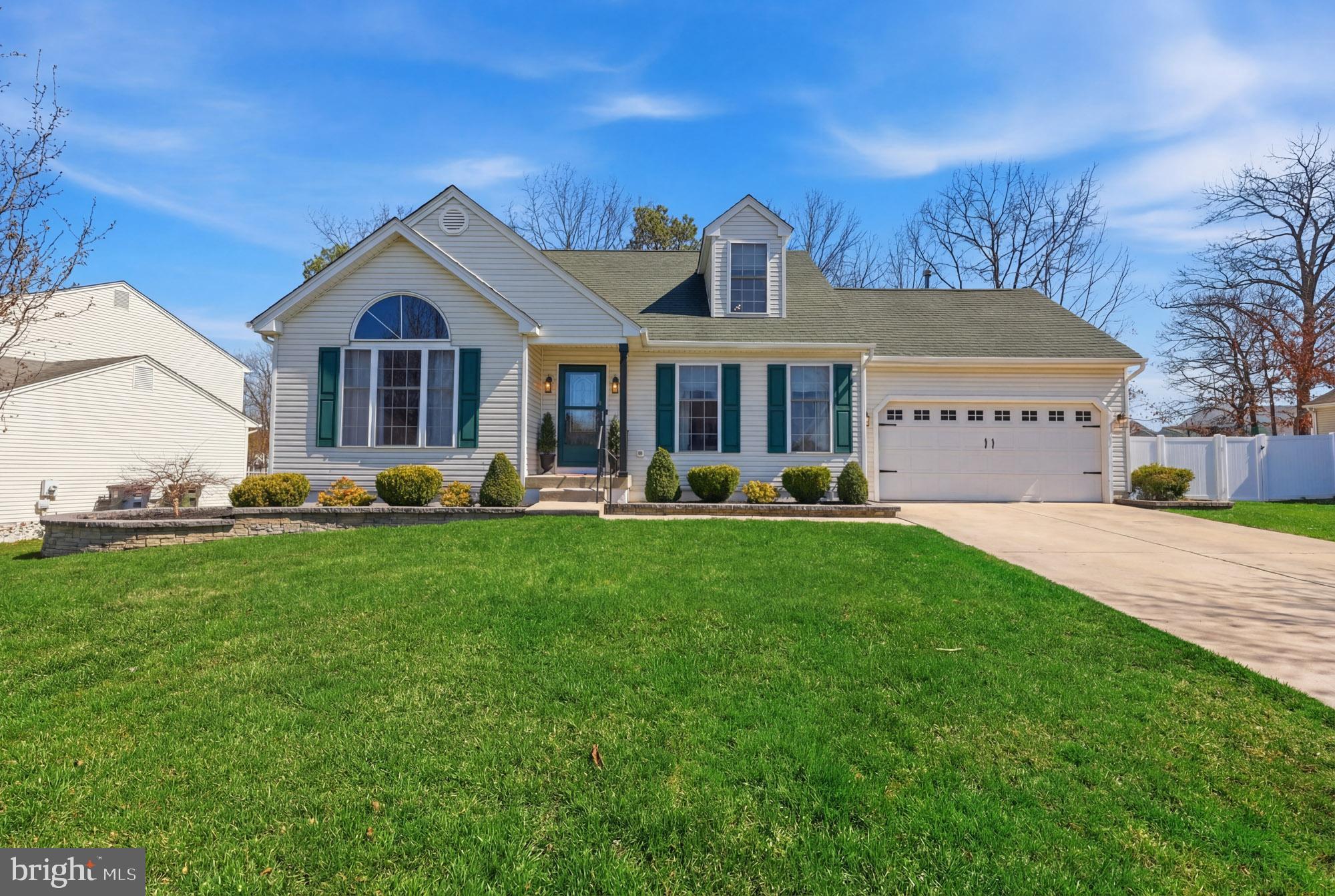 551 School House Road Williamstown, NJ 08094 - Photo 2 of 34