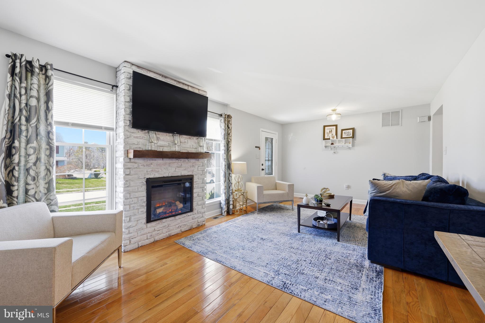 551 School House Road Williamstown, NJ 08094 - Photo 3 of 34