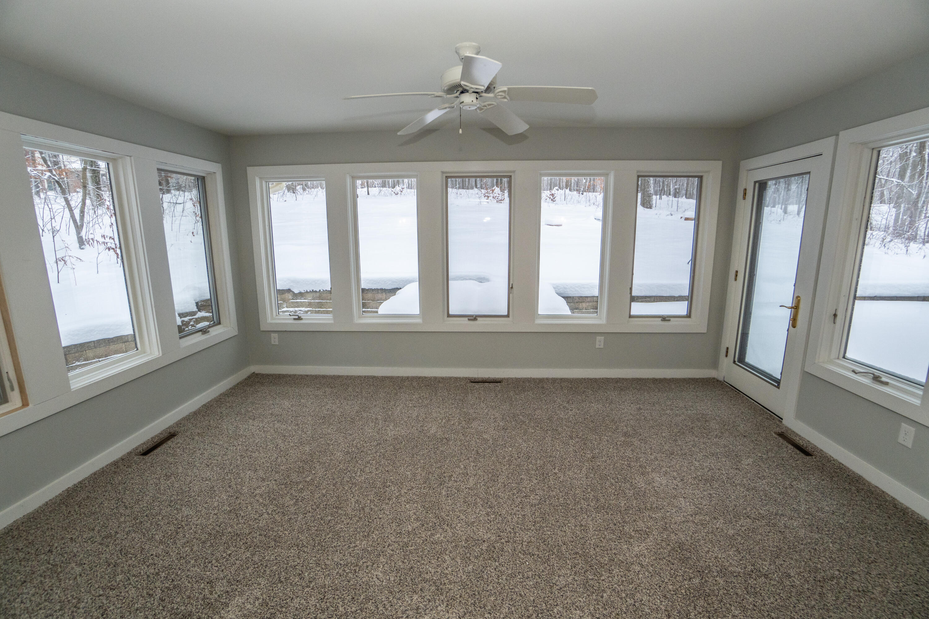 4593 Beaver Dam Road Barton, WI 53090 - Photo 9 of 45 DSC03375