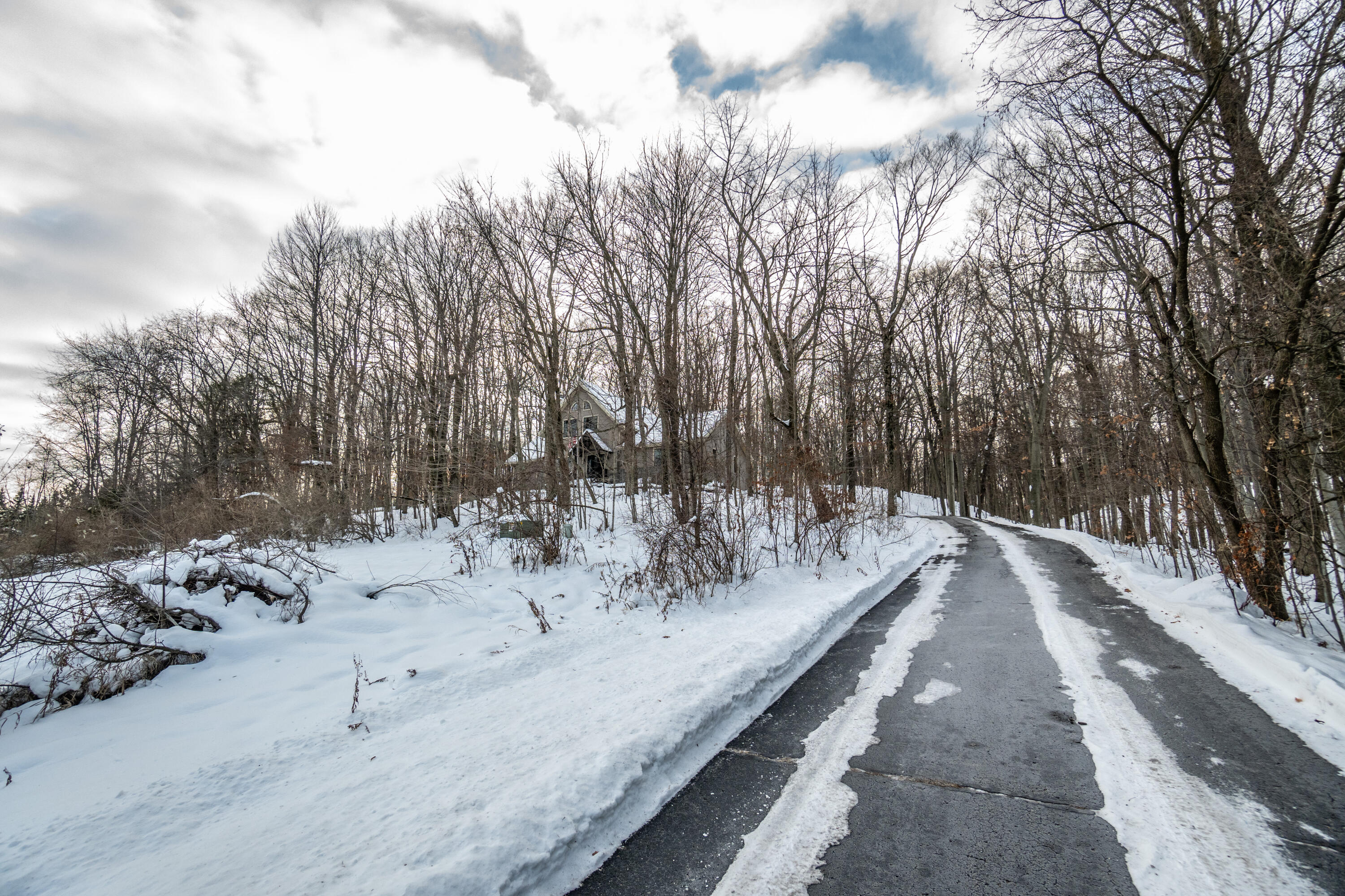 4593 Beaver Dam Road Barton, WI 53090 - Photo 37 of 45 DSC03484
