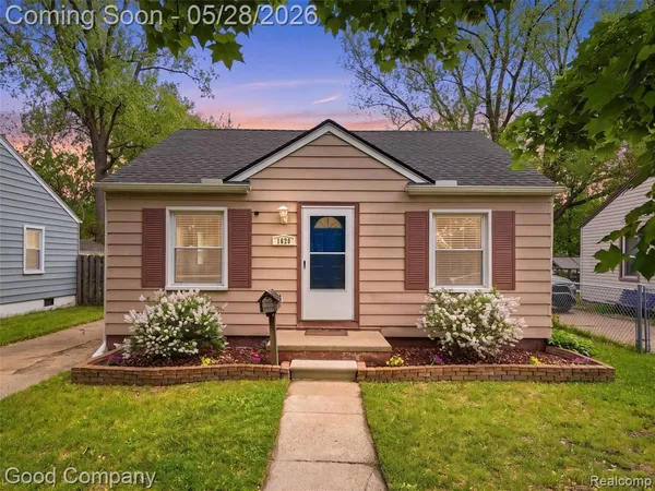 $215,000 | 1620 Browning Street, Ferndale, MI 48220
