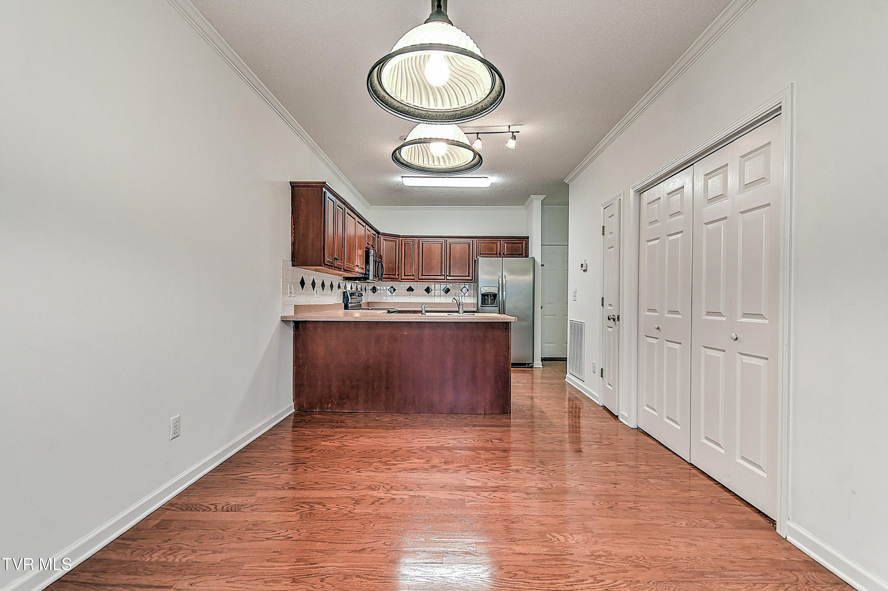 13 Cherokee Ridge Court, Unit 13 Johnson City, TN 37604 - Photo 13 of 39 13 Cherokee Ridge RH-11