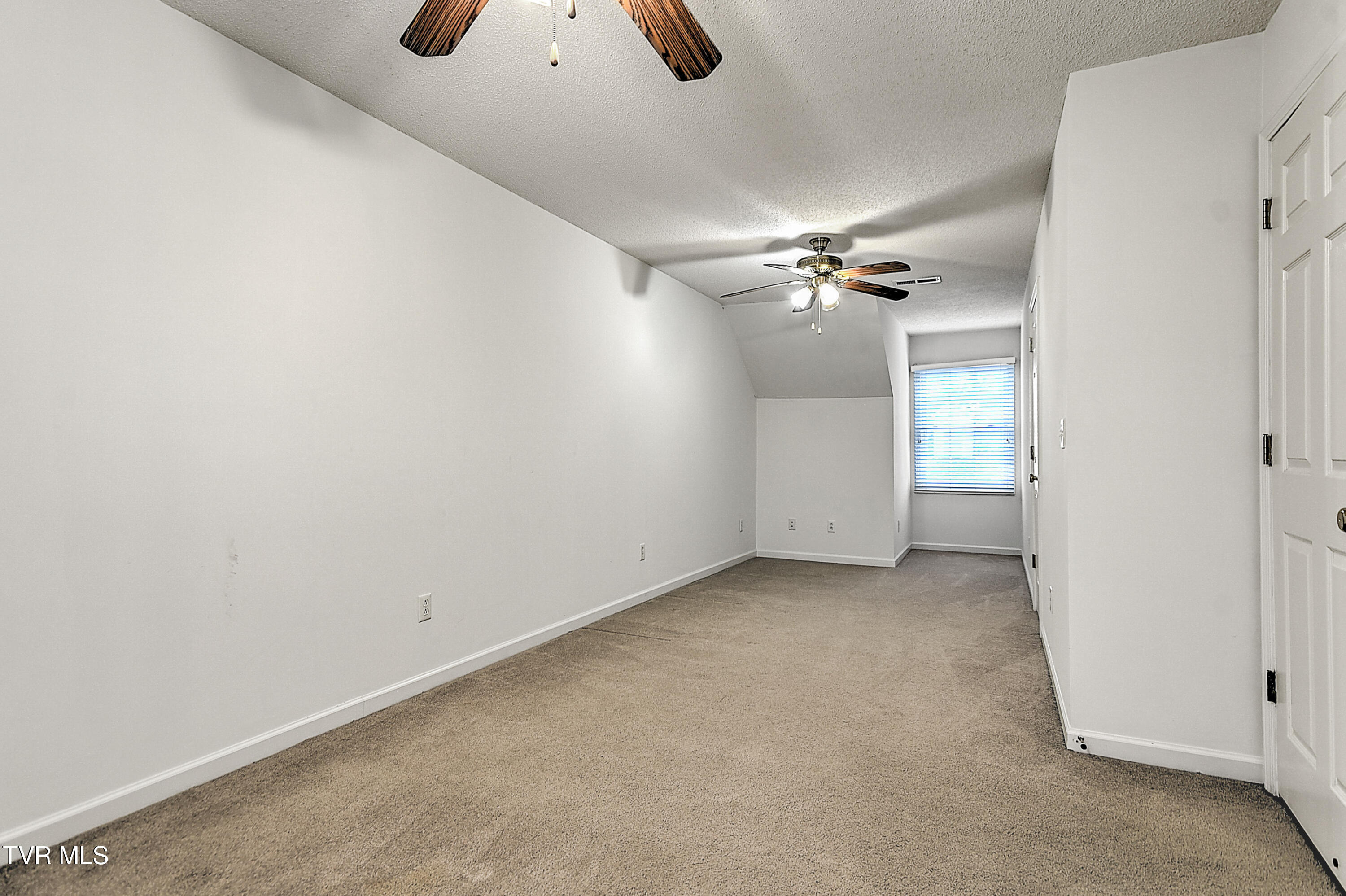 13 Cherokee Ridge Court, Unit 13 Johnson City, TN 37604 - Photo 32 of 39 13 Cherokee Ridge RH-30