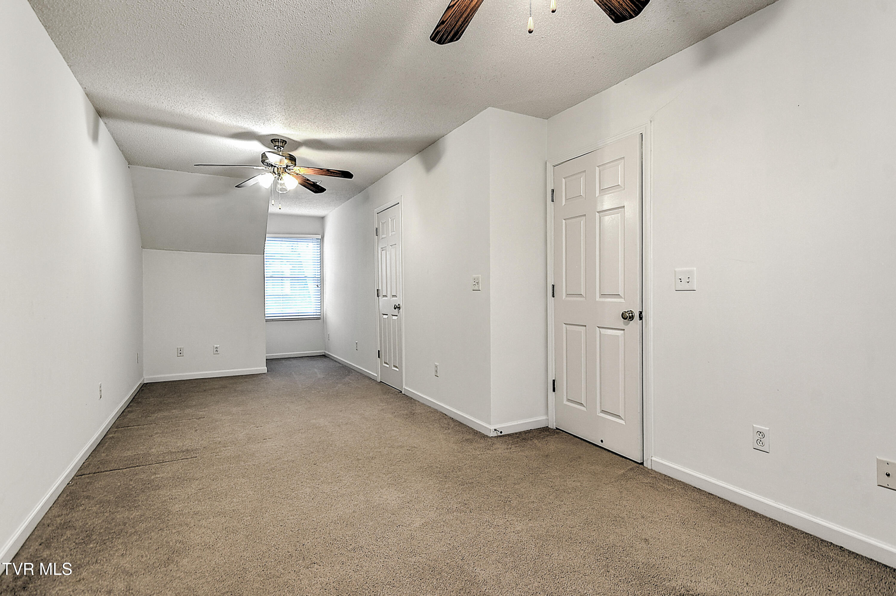 13 Cherokee Ridge Court, Unit 13 Johnson City, TN 37604 - Photo 33 of 39 13 Cherokee Ridge RH-31