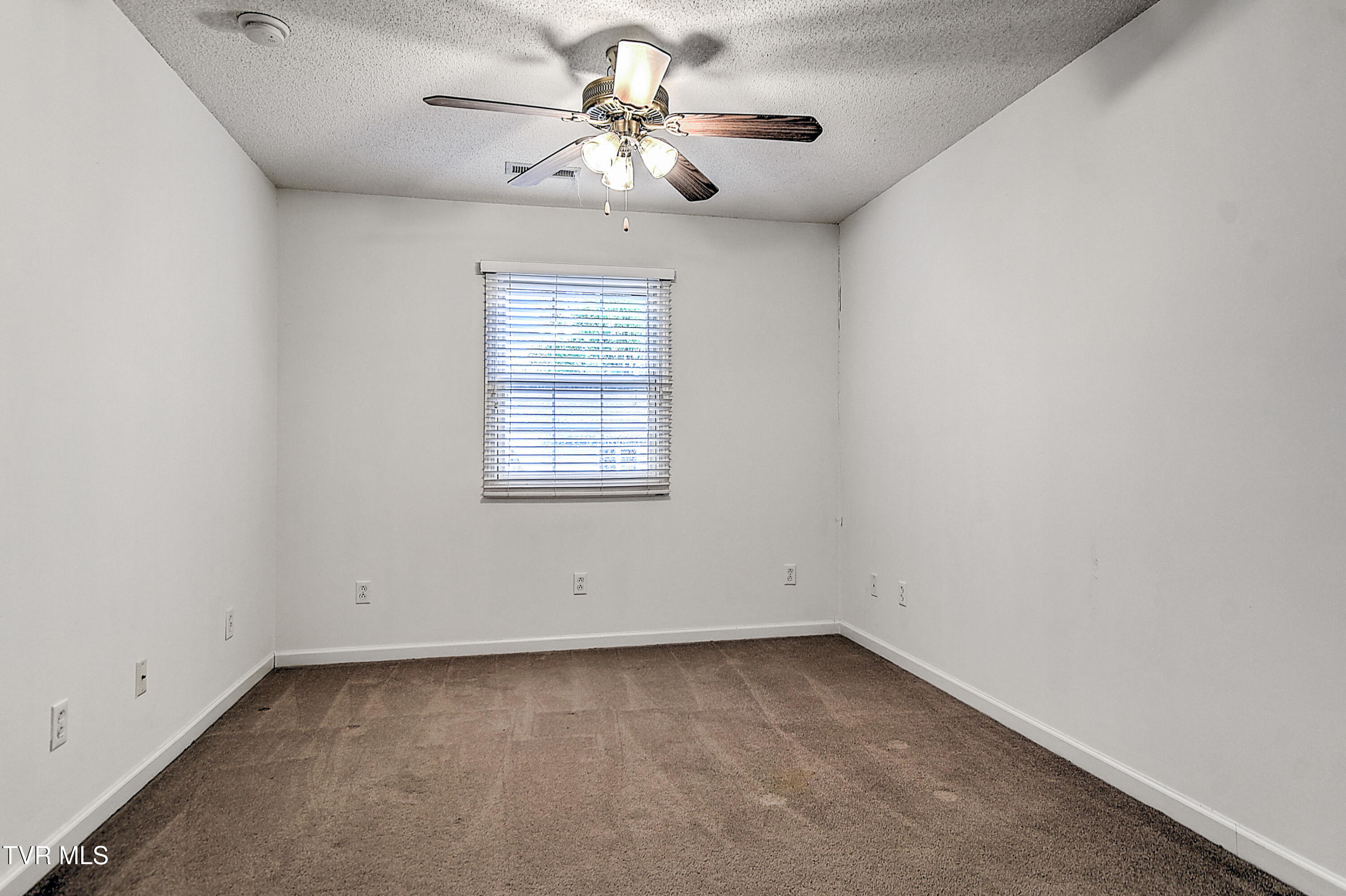 13 Cherokee Ridge Court, Unit 13 Johnson City, TN 37604 - Photo 35 of 39 13 Cherokee Ridge RH-33