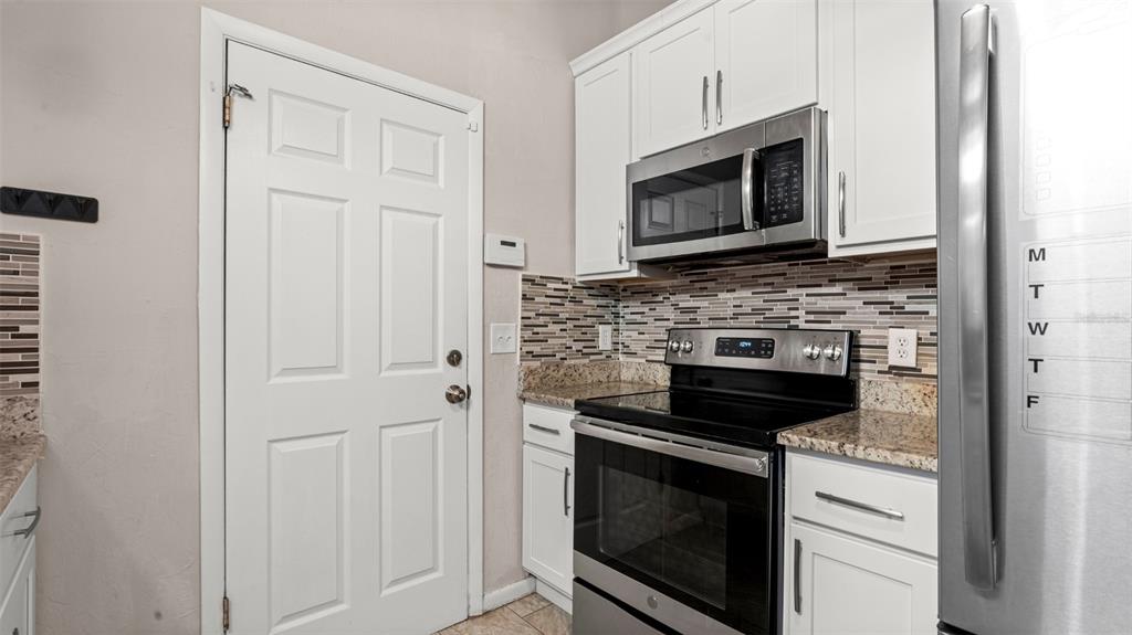 302 Southwest 77th Terrace Gainesville, FL 32607 - Photo 16 of 39