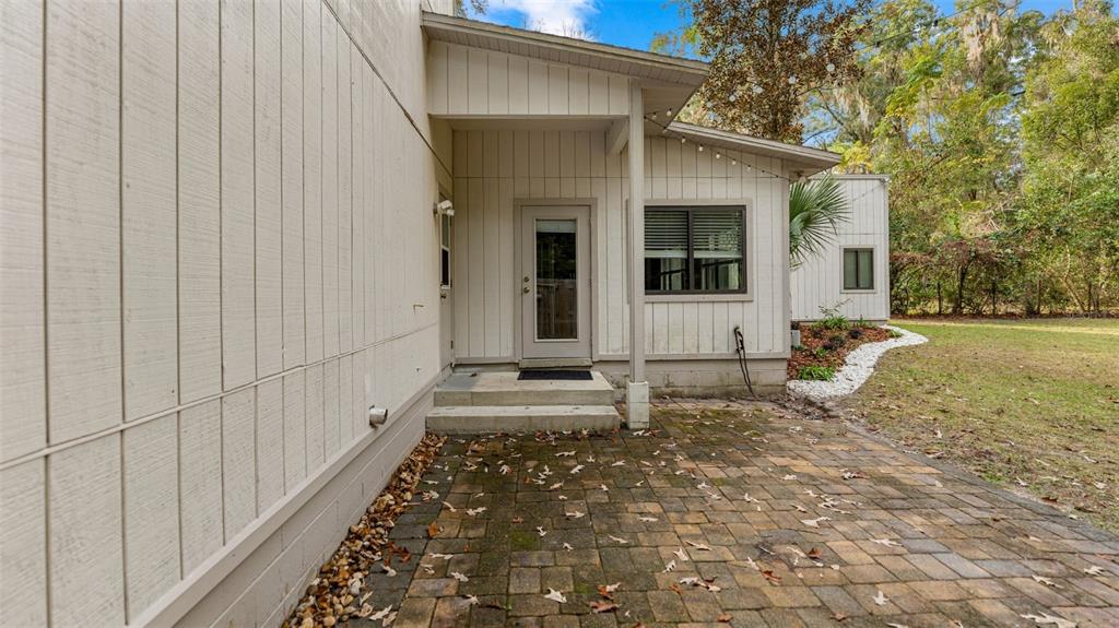 302 Southwest 77th Terrace Gainesville, FL 32607 - Photo 32 of 39