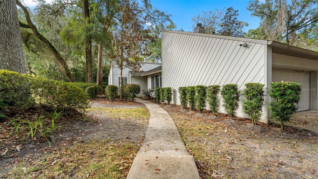 302 Southwest 77th Terrace Gainesville, FL 32607 - Photo 8 of 39