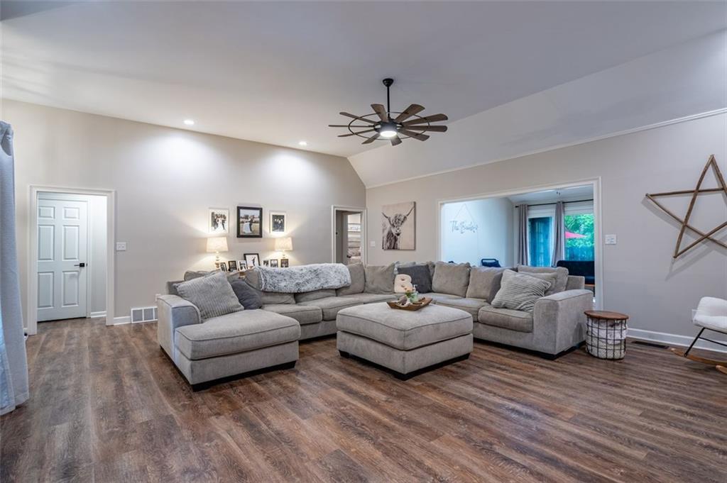 30 Westover Drive Southwest Rome, GA 30165 - Photo 9 of 51 a living room with couches and a table