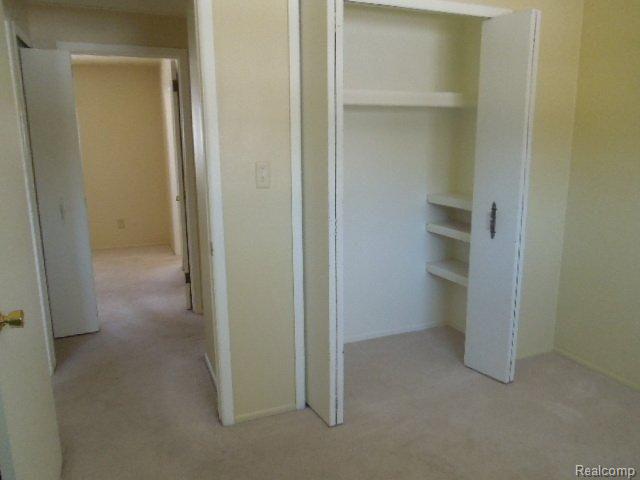 1465 Adrian Road Walled Lake, MI 48390 - Photo 8 of 20 iho 071.jpg