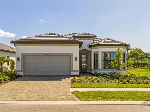 $695,000 | 6013 Silver Grass Court, Nokomis, FL 34275
