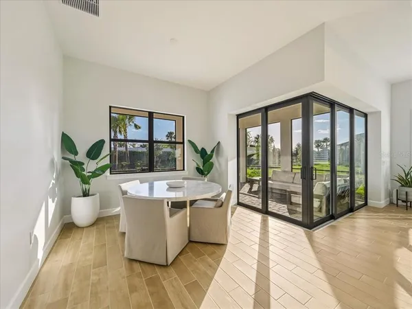 $695,000 | 6013 Silver Grass Court, Nokomis, FL 34275