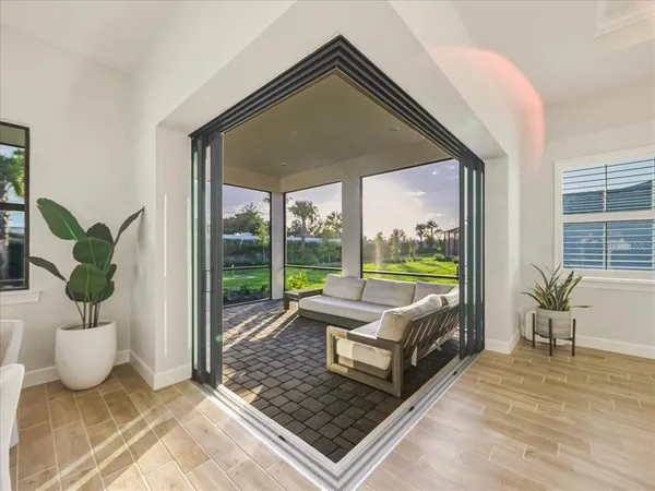 $695,000 | 6013 Silver Grass Court, Nokomis, FL 34275