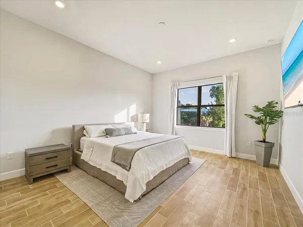 $695,000 | 6013 Silver Grass Court, Nokomis, FL 34275