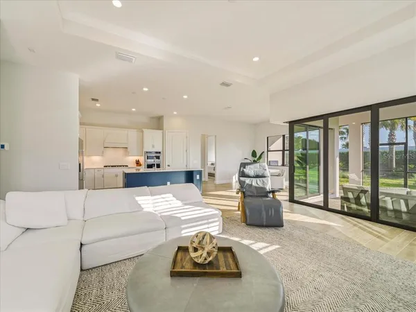 $695,000 | 6013 Silver Grass Court, Nokomis, FL 34275