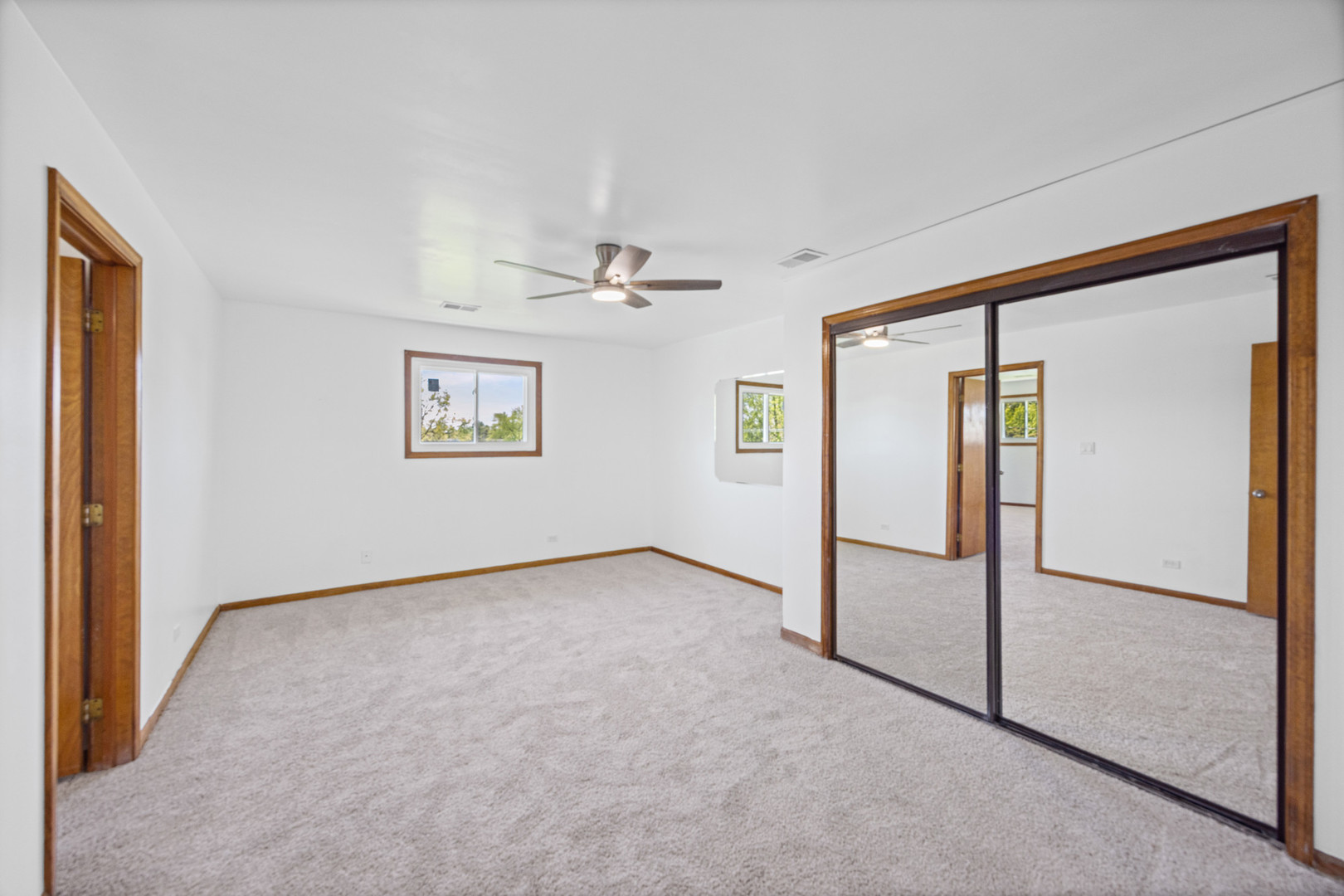 725 Eighth Avenue Addison, IL 60101 - Photo 10 of 20