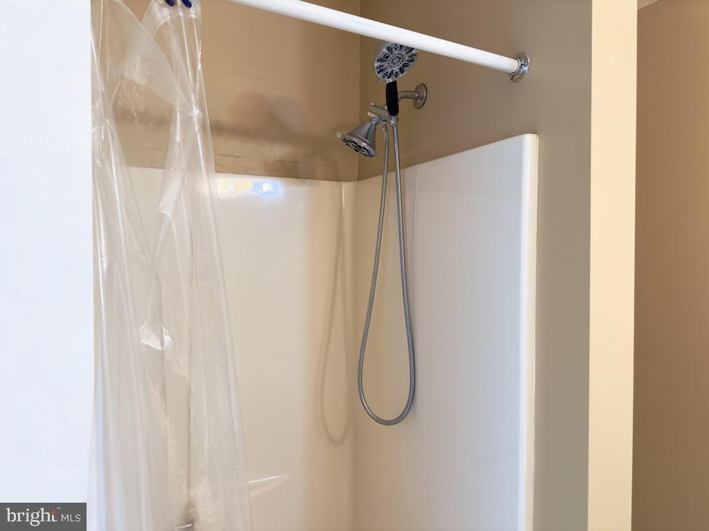 501 Deborah Drive Reading, PA 19608 - Photo 33 of 58 a bathroom with a shower