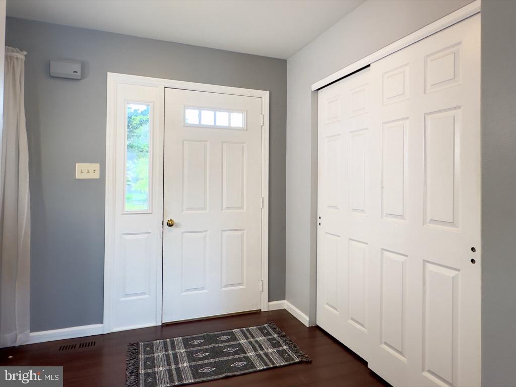 501 Deborah Drive Reading, PA 19608 - Photo 6 of 58 Entrance