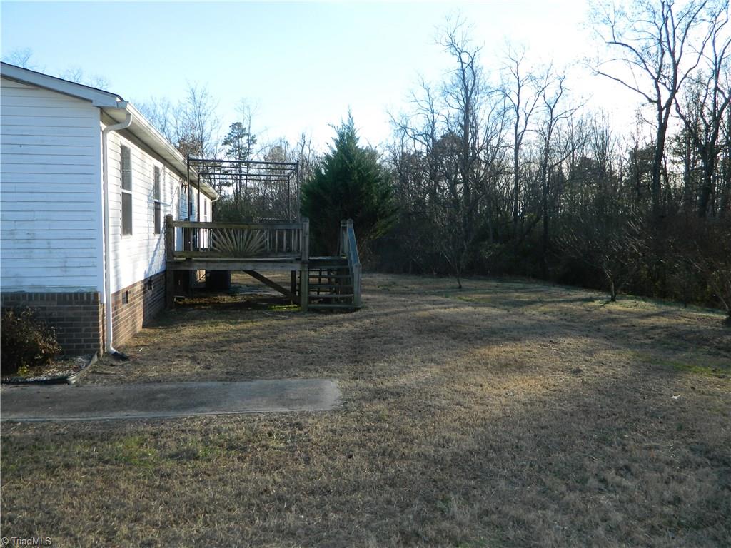 2717 Longtown Road Boonville, NC 27011 - Photo 4 of 17 Gallery Image 4