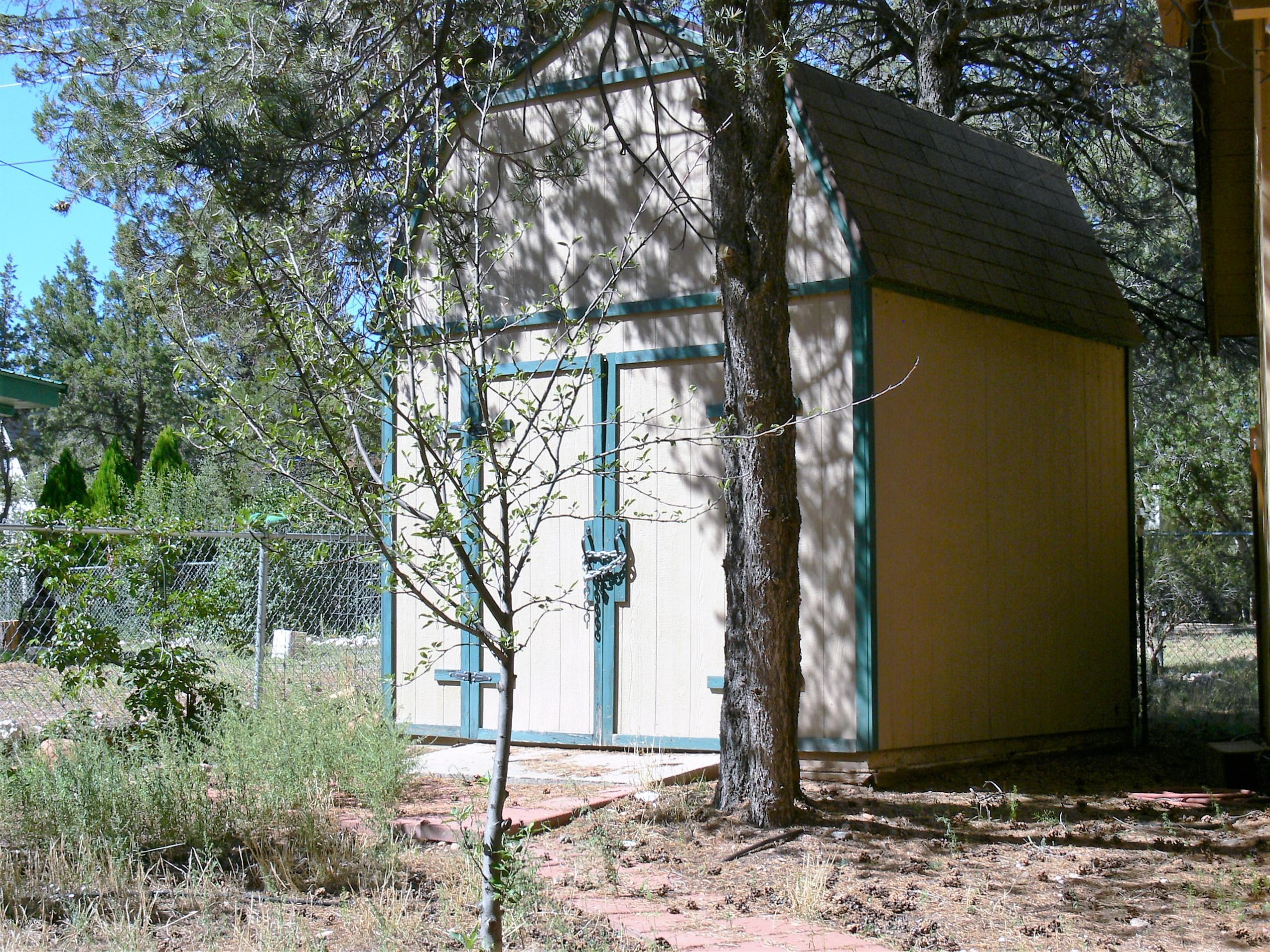 3542 Broken Arrow Road Overgaard, AZ 85933 - Photo 2 of 14