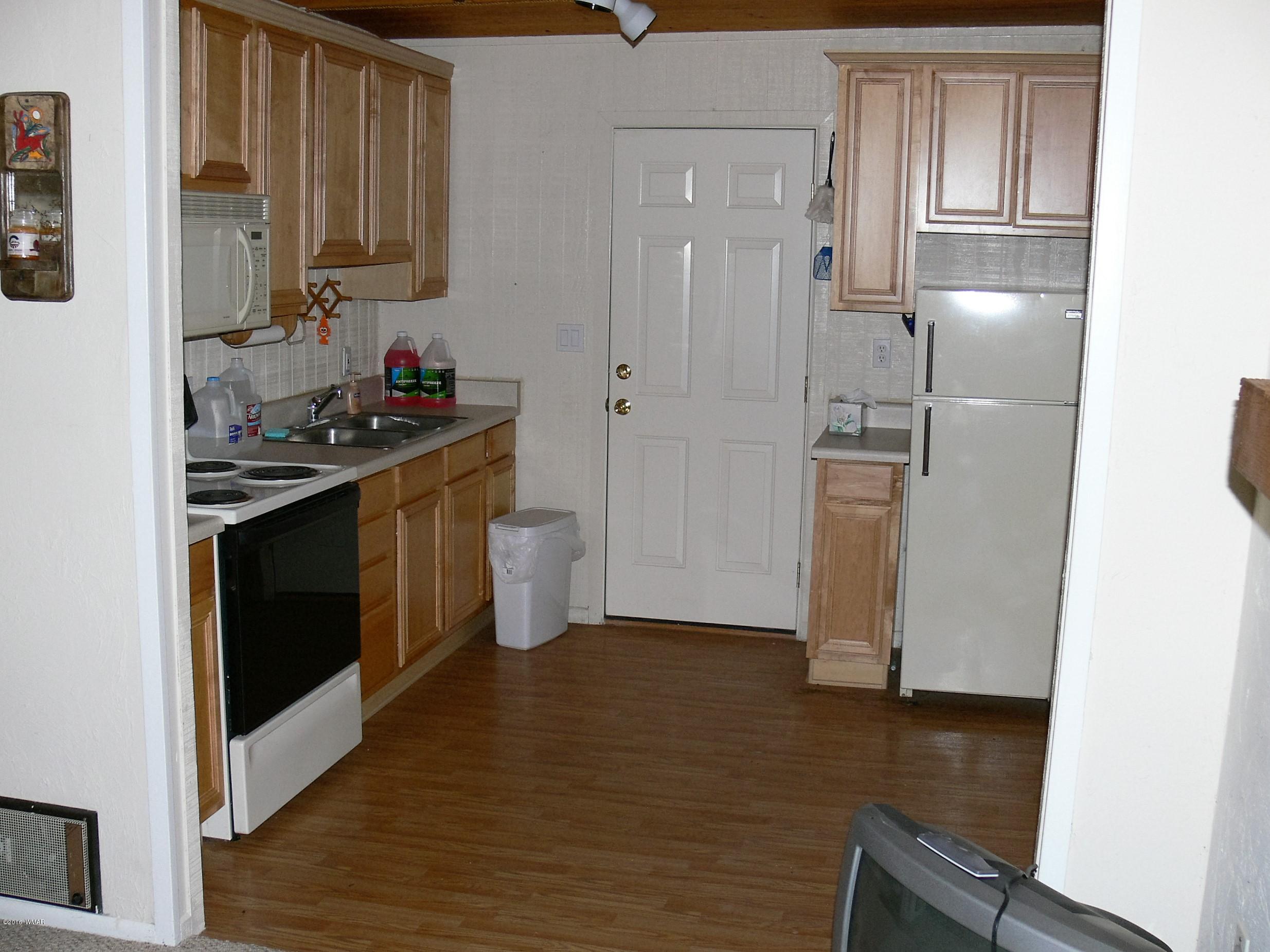 3542 Broken Arrow Road Overgaard, AZ 85933 - Photo 7 of 14