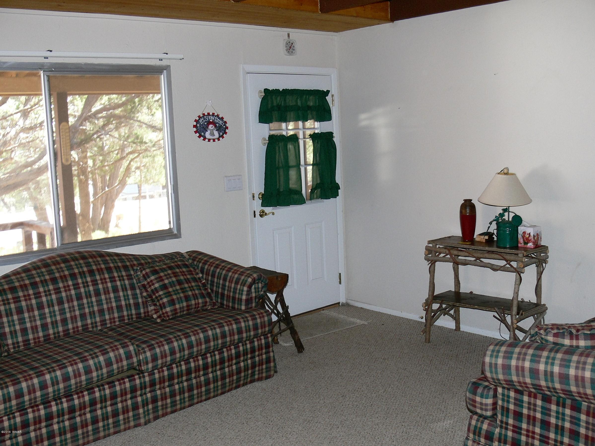 3542 Broken Arrow Road Overgaard, AZ 85933 - Photo 8 of 14