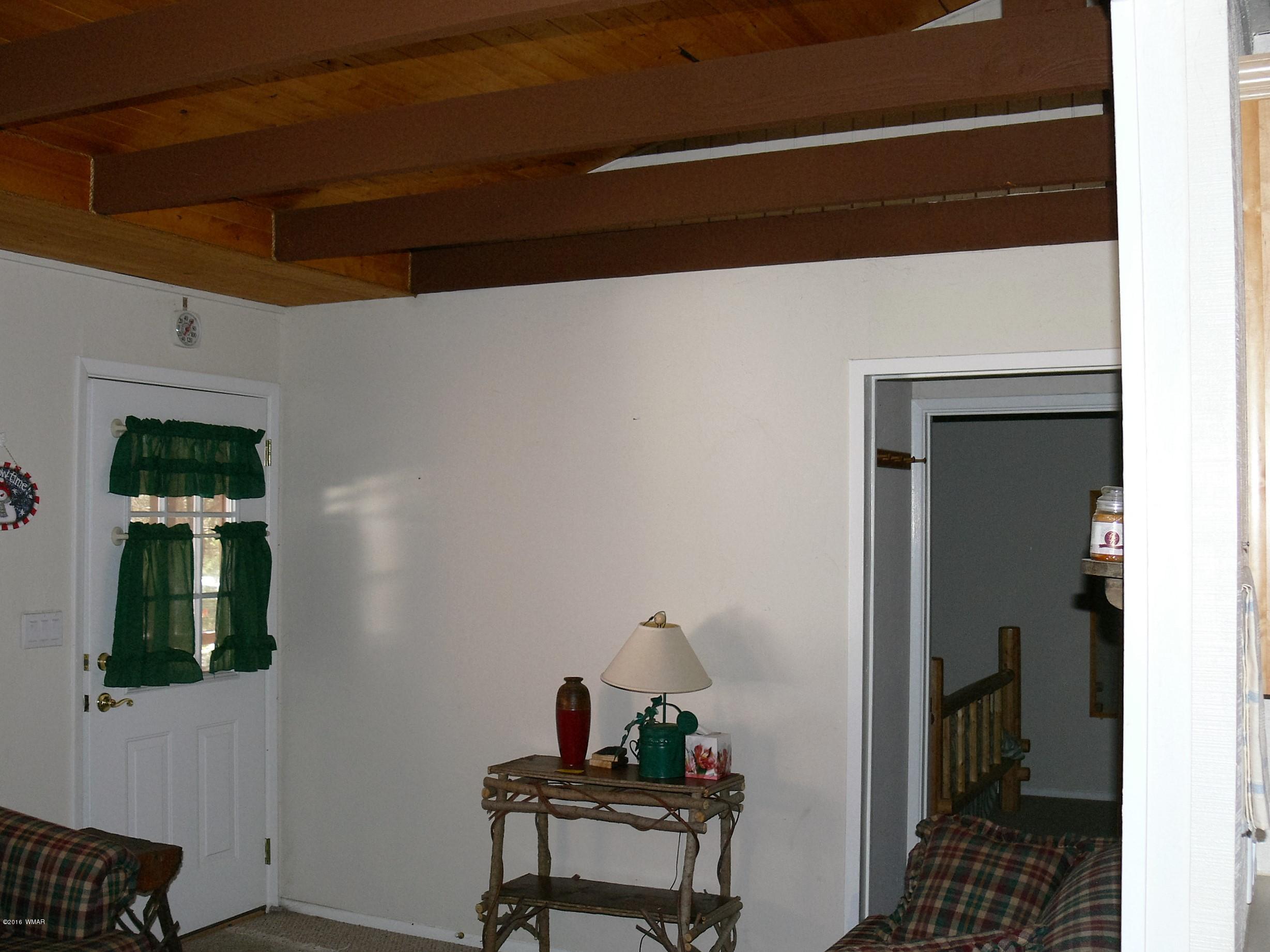 3542 Broken Arrow Road Overgaard, AZ 85933 - Photo 9 of 14