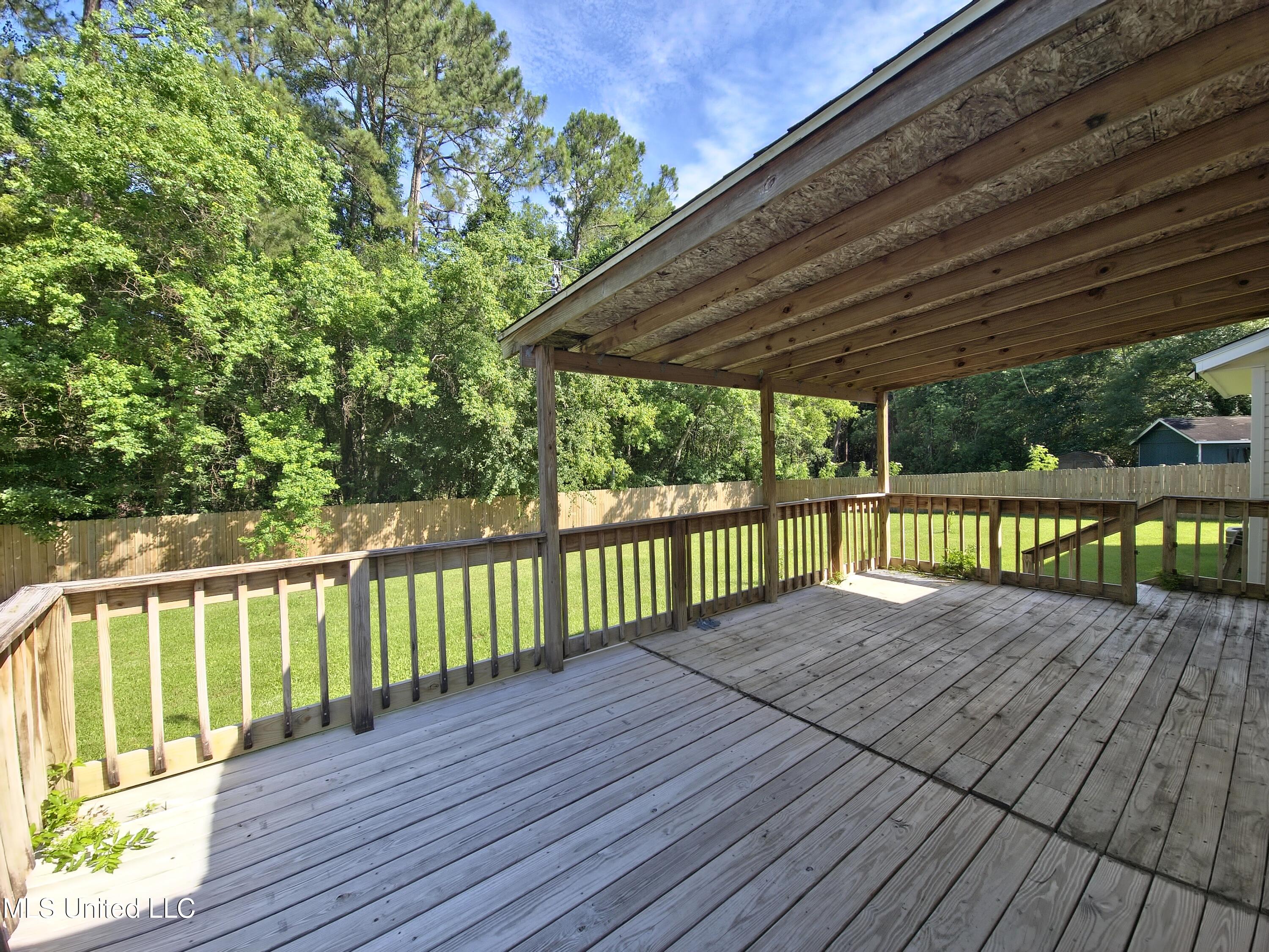 1334 Diller Road Ocean Springs, MS 39564 - Photo 23 of 26 23